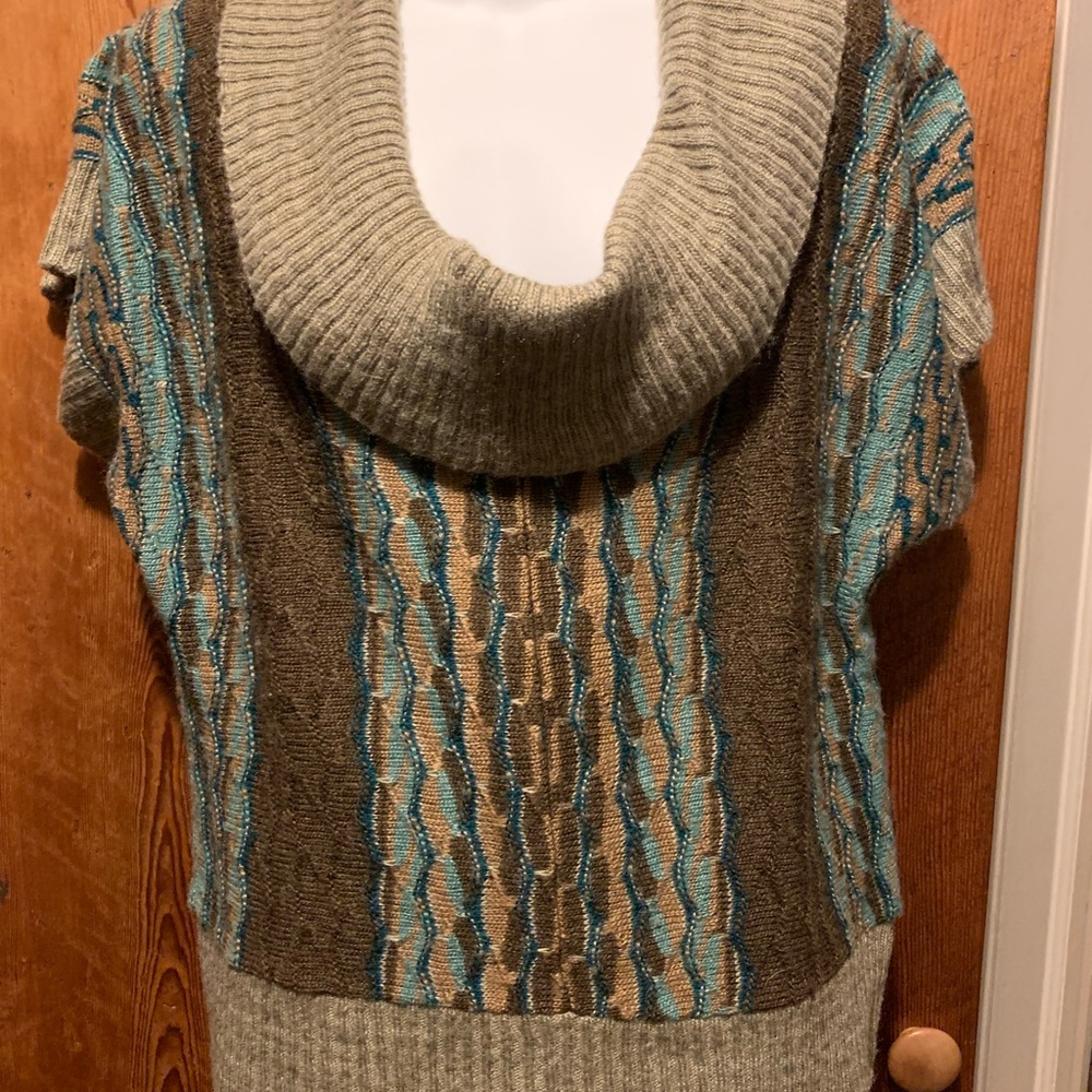 Maurice’s Short Sleeve Sweater